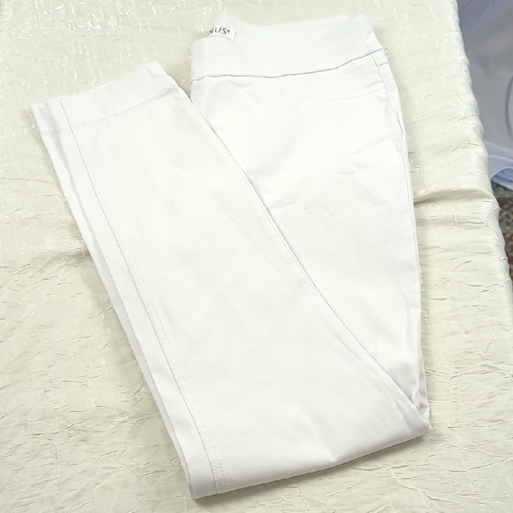VENUS Women's Skinny Jeans - White
